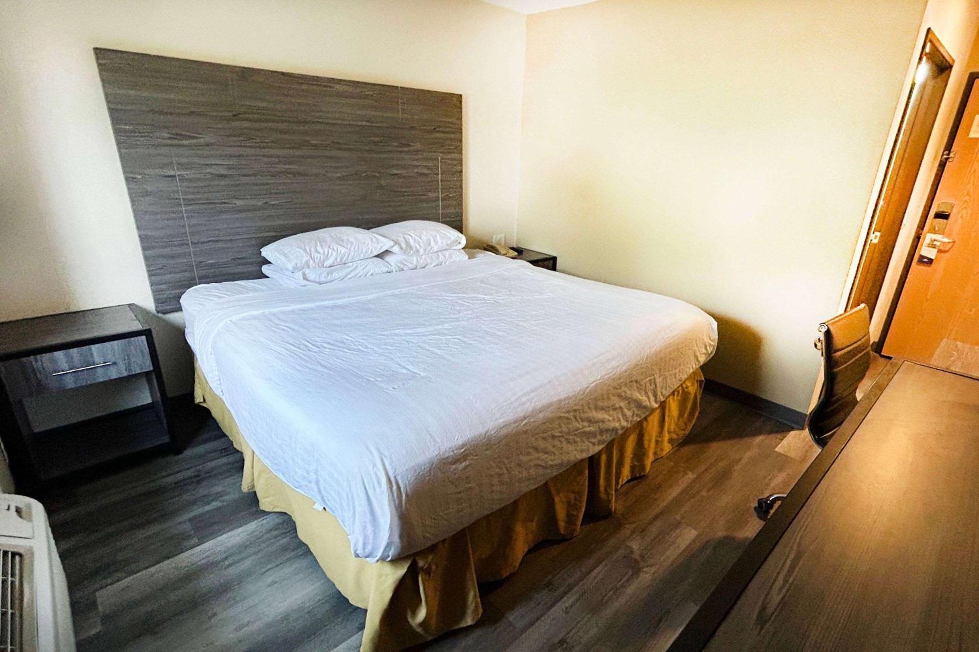 Travelodge By Wyndham Arlington/Dallas Area Extérieur photo