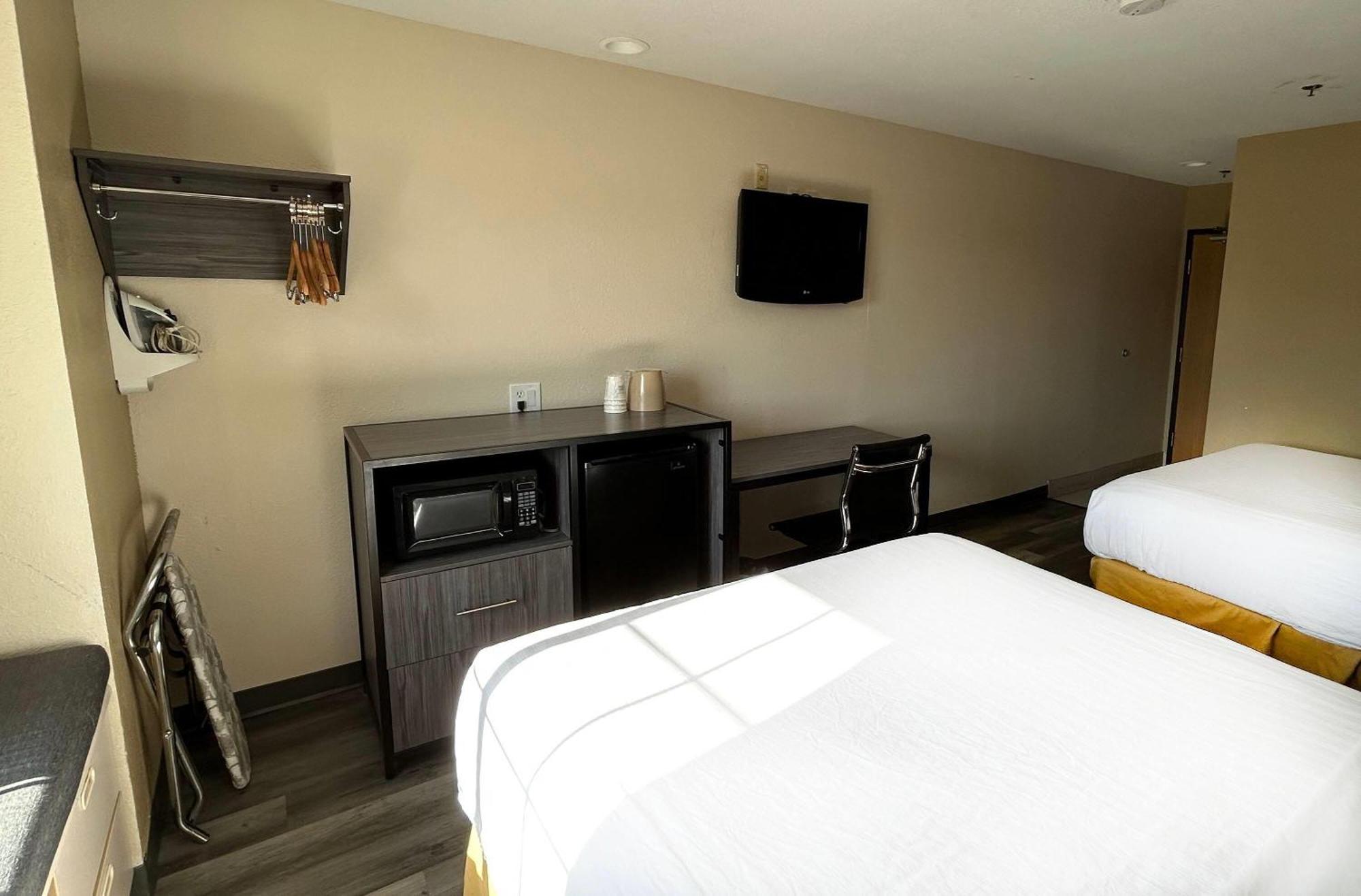 Travelodge By Wyndham Arlington/Dallas Area Extérieur photo